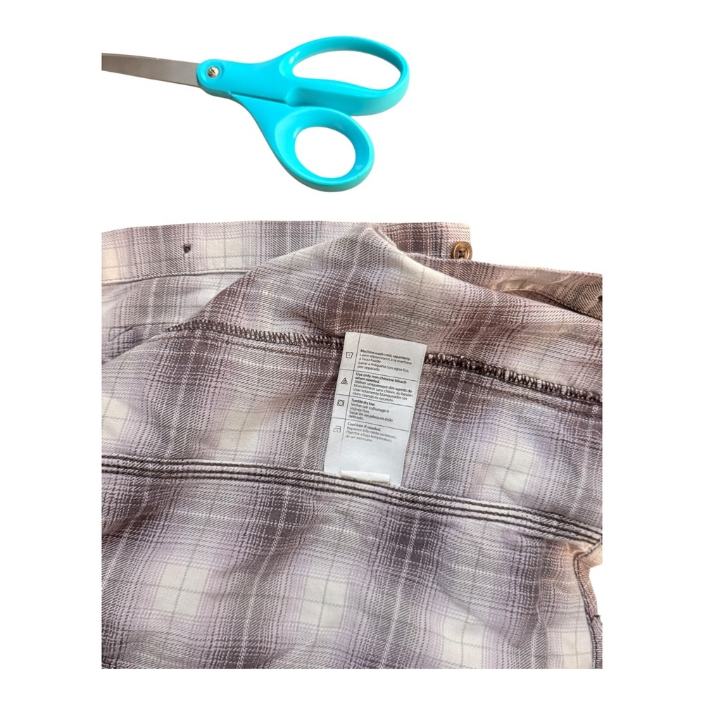 Carhartt Womens Flannel Shirt S Brown Plaid Button Up Long Sleeve Outdoors Cozy - Picture 7 of 8